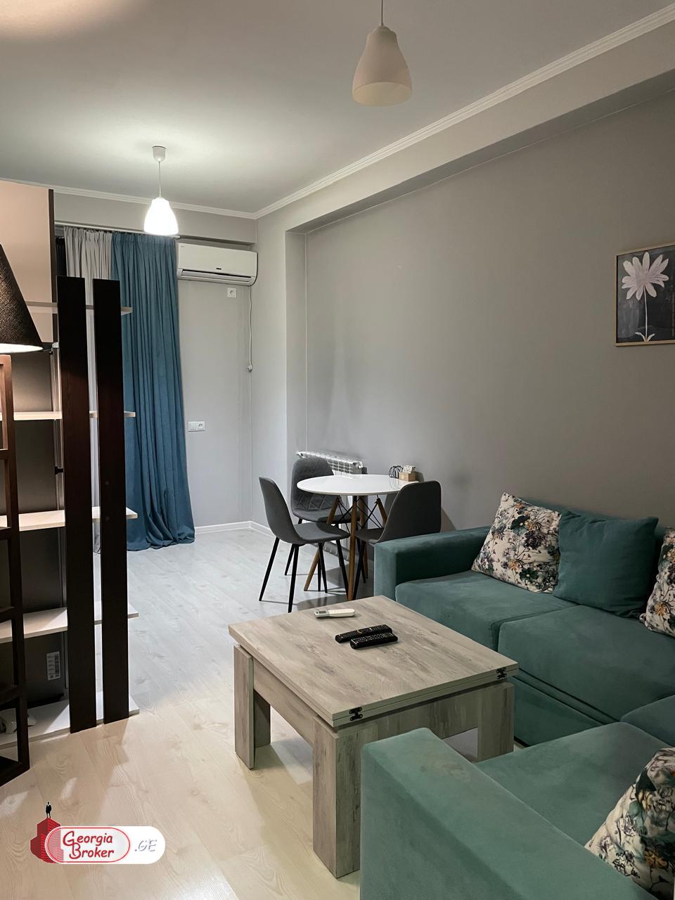 იყიდება ახალი გარემონტებული 2 ოთახიანი ბინა